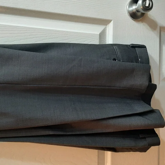 Express Men's Dress Pants - Charcoal Gray - Picture 4 of 6